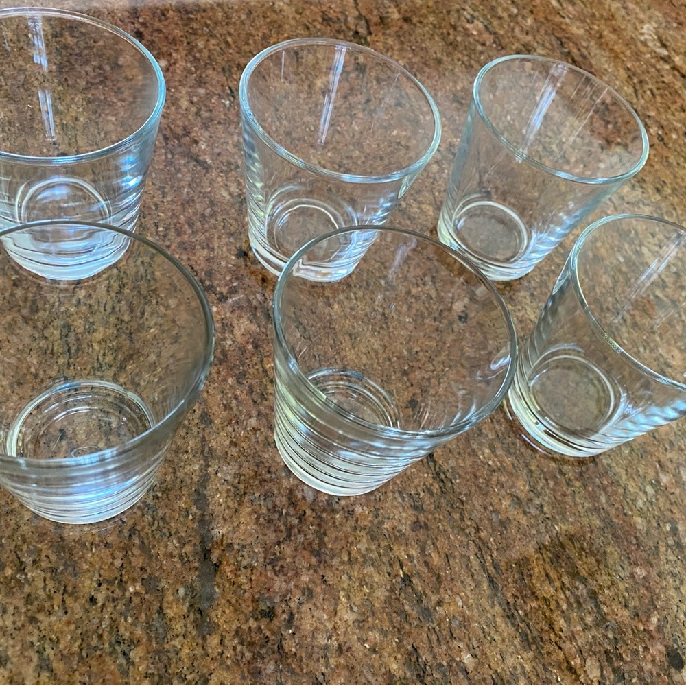 Set of 6 dessert glasses.  Beautiful well made.